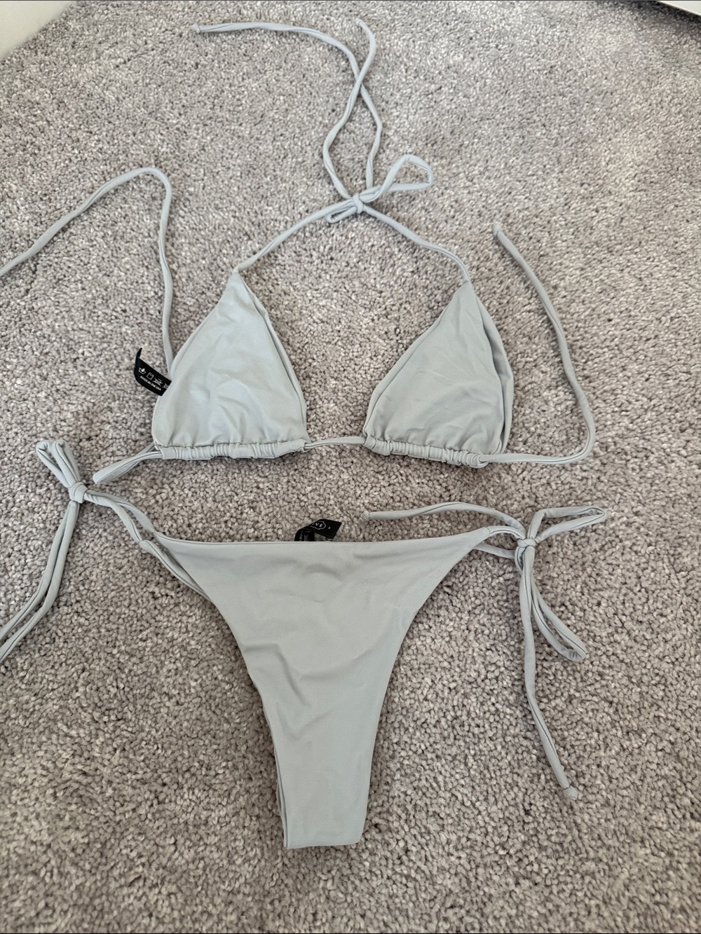 Disruptive youth Light Gray Triangle String Bikini Set